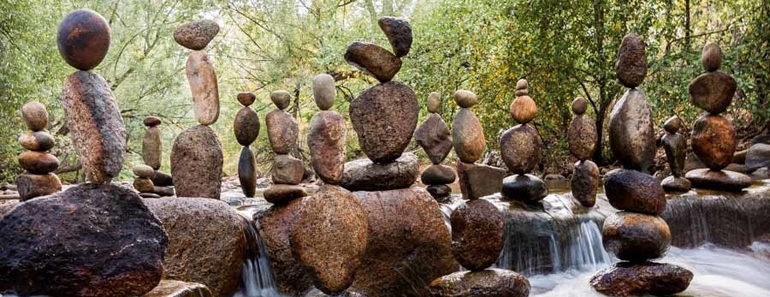 One Guy Magically Balances Rocks and You Won’t Believe How He Does It!