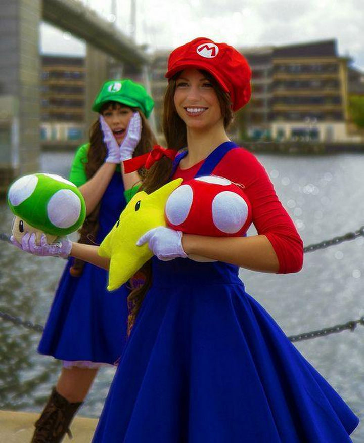 It's the Super Mario sisters!